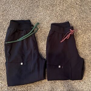 Medium Short Fabletics Scrub Jogger Bottoms in Black with Green and Pink Accents